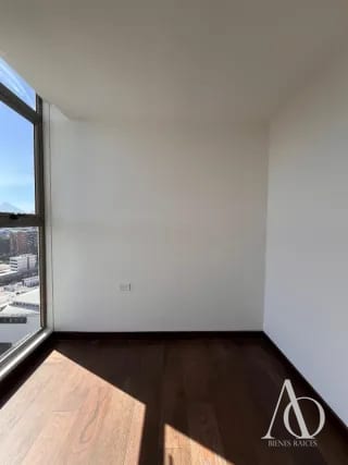 Apartamento en Venta Edificio Atarah, zona 10 N17 / EN DIRECTO — Apartamento en Venta en Atarah, Zona 10, Guatemala, Ciudad — miniatura 4 de 17
