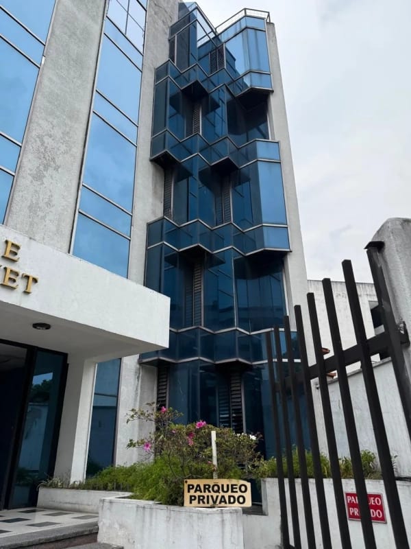 Oficina en Venta en zona 9 — Oficina en Venta en Zona 9, Guatemala, Ciudad — foto 4 de 14