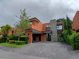 🏡 Casa en renta – Condominio Buranas, Residencias Concepción (Km 15.5 CES) — Casa en Alquiler en Buranas Concepción, Carretera a El Salvador, Guatemala, Ciudad — miniatura 1 de 15
