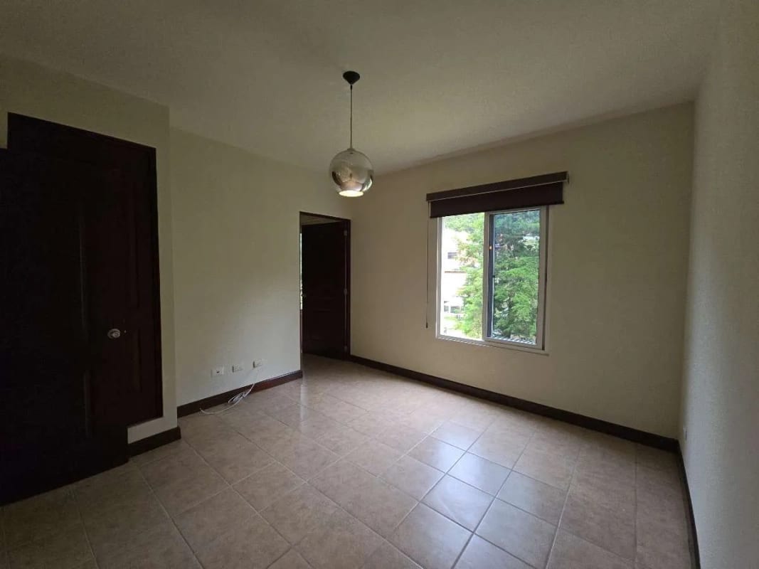 Se renta apartamento en Condominio Entreluces – CAES Km 13.5, Q5000 — Apartamento en Alquiler en Entreluces, Carretera a El Salvador, Guatemala, Ciudad — foto 6 de 11