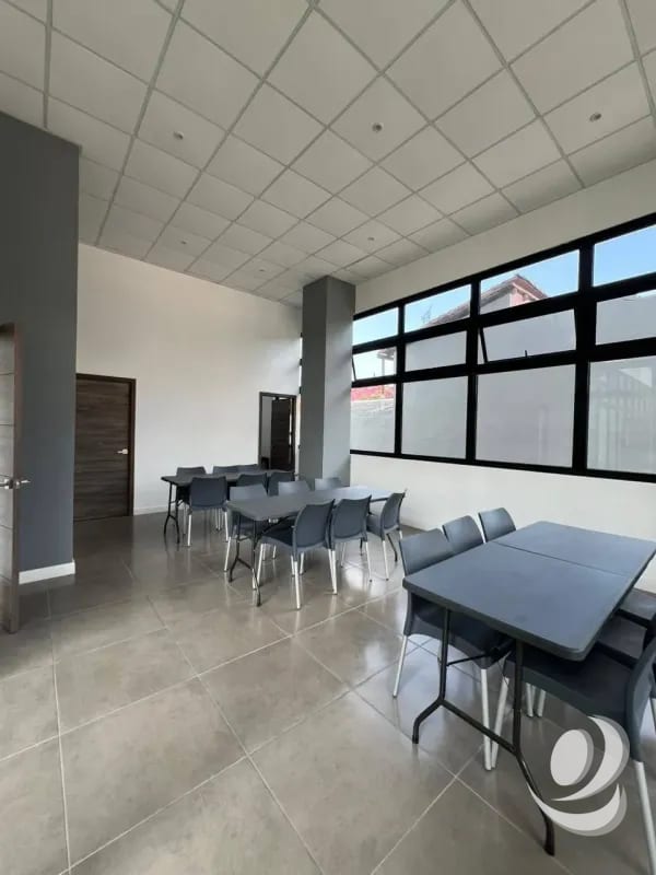 Vaparenta de Tamento Zona 11 Nivel Uno. por el Cum. — Apartamento en Venta en Zona 11, Guatemala, Ciudad — foto 3 de 13