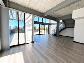PH industrial, con una gran terraza en renta en zona 14 — Apartamento en Alquiler en Zona 14, Guatemala, Ciudad — miniatura 11 de 13