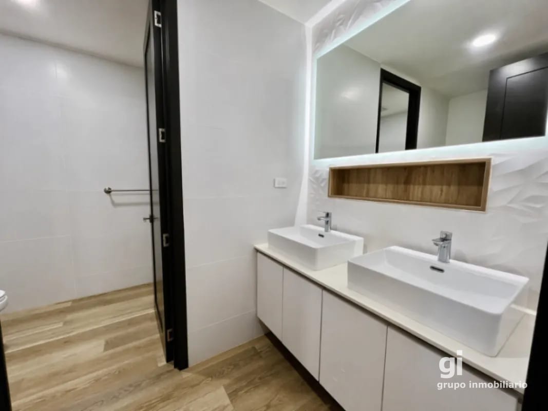 PH industrial, con una gran terraza en renta en zona 14 — Apartamento en Alquiler en Zona 14, Guatemala, Ciudad — foto 3 de 13