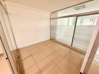 Zona 10 • Oficina en Renta • Edificio Dubai Center • 5 oficinas privadas — Oficina en Alquiler en Dubai Center, Zona 10, Guatemala, Ciudad — miniatura 6 de 10