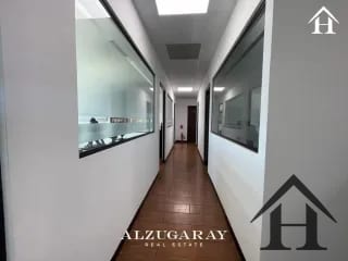 REMATO oficina Edif Pialé zona 10 — Oficina en Venta en Pialé, Zona 10, Guatemala, Ciudad — miniatura 4 de 9