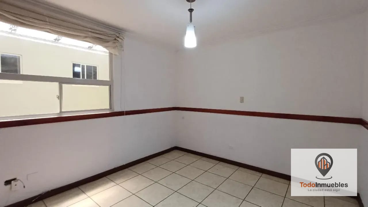 Casa en Renta en Villas de Doña Marina km 16.5 CES — Casa en Alquiler en Carretera a El Salvador, Guatemala, Ciudad — foto 7 de 17