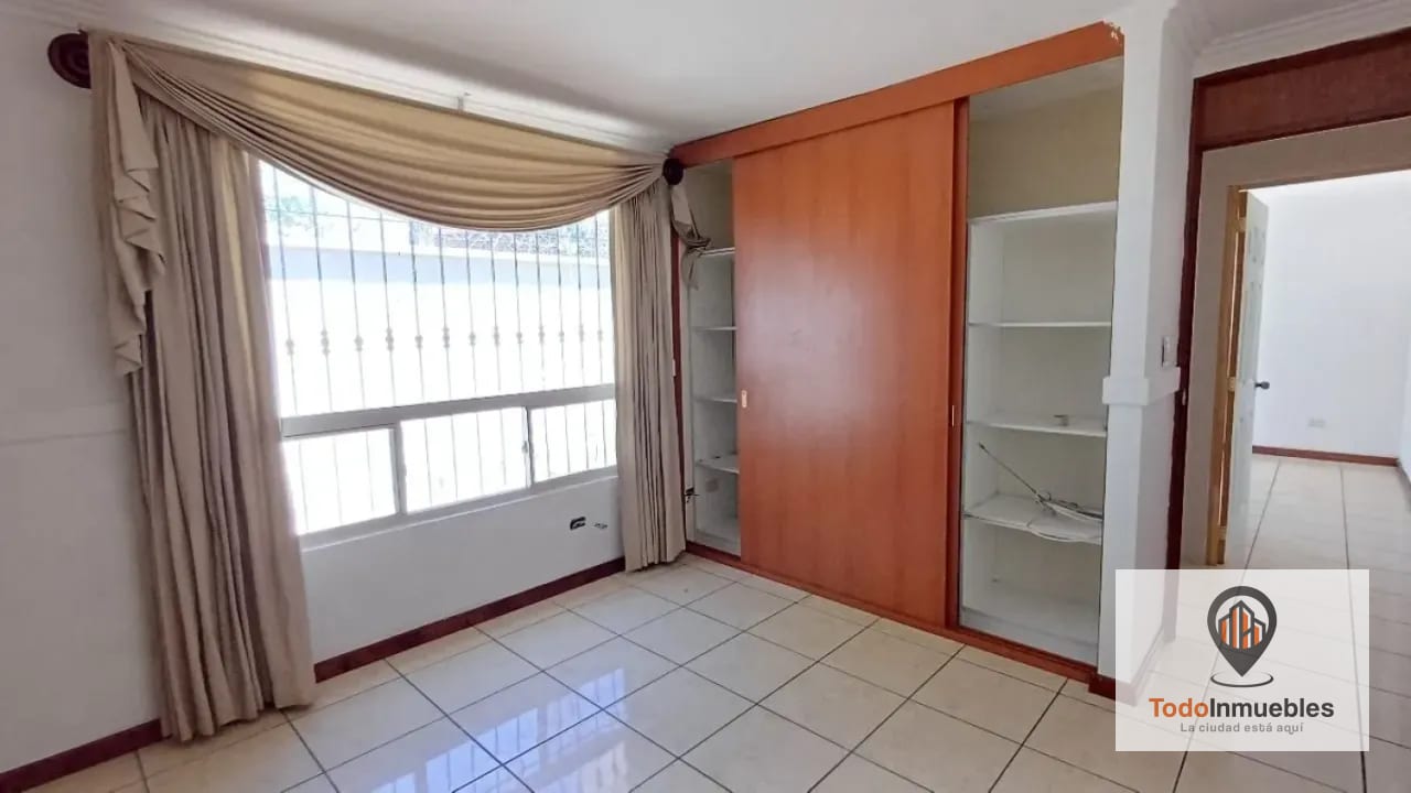 Casa en Renta en Villas de Doña Marina km 16.5 CES  — Casa en Alquiler en Carretera a El Salvador, Guatemala, Ciudad — foto 10 de 17