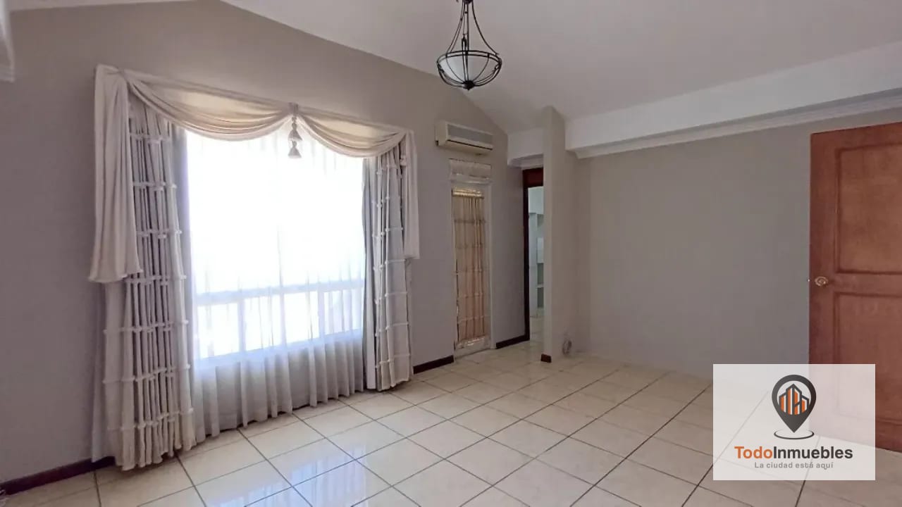 Casa en Renta en Villas de Doña Marina km 16.5 CES — Casa en Alquiler en Carretera a El Salvador, Guatemala, Ciudad — foto 15 de 17