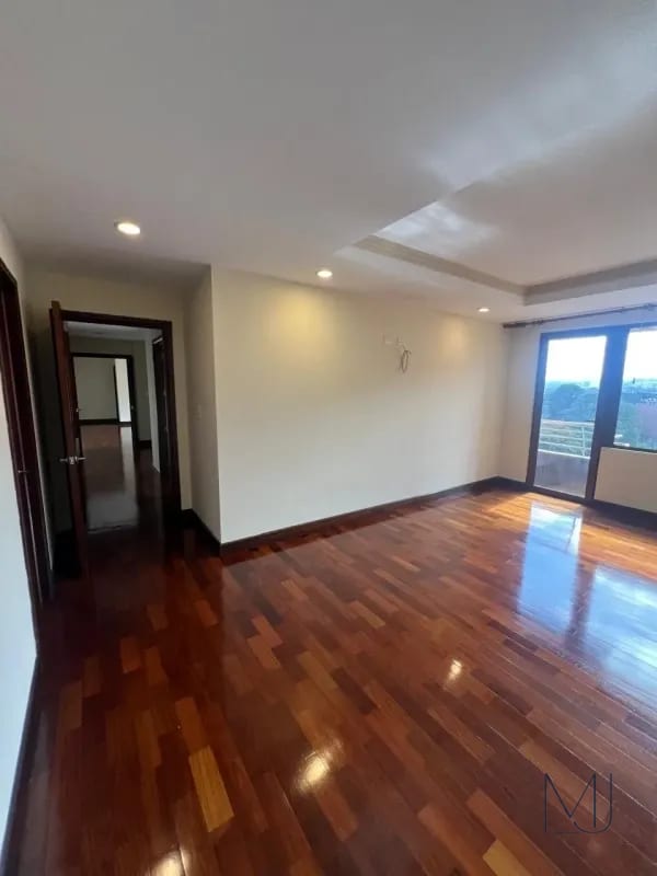 Apartamento en Renta | Santa María | Zona 10 | Amplio y ubicación privilegiada — Apartamento en Alquiler en Santa María, Zona 10, Guatemala, Ciudad — foto 8 de 8