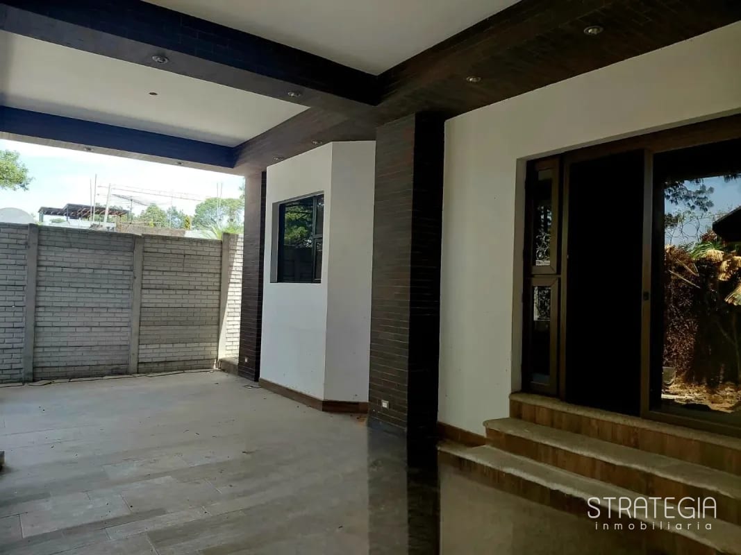 Vendo Hermosa Casa zona 16 — Casa en Venta en Zona 16, Guatemala, Ciudad — foto 5 de 9