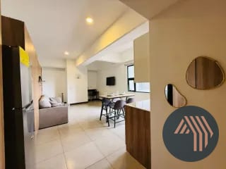 ALQUILER DE CÉNTRICO APART/STUDIO AMUEBLADO - ELEMENTO, ZONA 13 — Apartamento en Alquiler en Elemento Plaza Berlín, Zona 13, Guatemala, Ciudad — miniatura 1 de 8