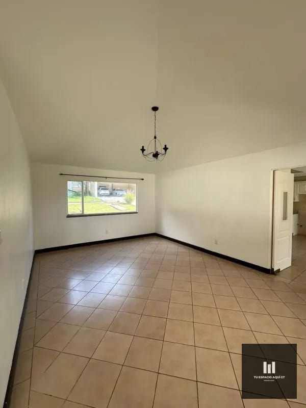 Casa De 4 Habitaciones En Renta - Carretera Al Salvador km 23.5 — Casa en Alquiler en Carretera a El Salvador, Guatemala, Ciudad — foto 8 de 11