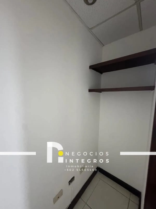 RENTO OFICINA EN PALADIUM ZONA 10 74 MT2 - 2 PARQUEOS — Oficina en Alquiler en Paladium, Zona 10, Guatemala, Ciudad — foto 10 de 13