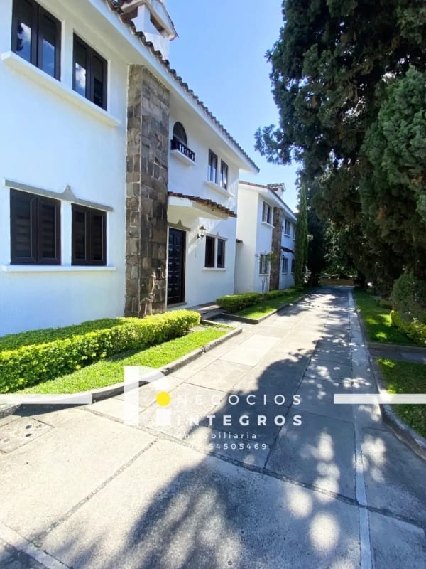 CASA EN RENTA DE 5 HABITACIONES EN ZONA 10 DENTRO DE GARITA — Casa en Alquiler en Zona 10, Guatemala, Ciudad — foto 9 de 15