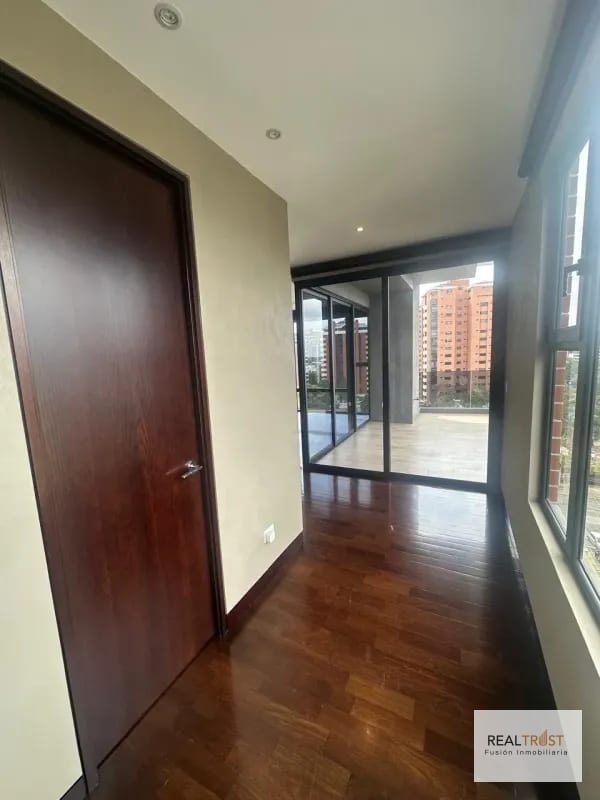 Apartamento en Renta zona 14; EDIFICIO SANTA INES DEL PARQUE — Apartamento en Alquiler en Santa Inés, Zona 14, Guatemala, Ciudad — foto 4 de 9