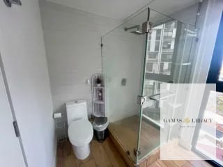 Apartamento en renta I Edificio QUO I Zona 4 — Apartamento en Alquiler en Zona 4, Guatemala, Ciudad — miniatura 2 de 8
