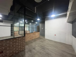 VENDO OFICINA EN EDIFICIO PIALE ZONA 10 CON JARDÍN — Oficina en Venta en Pialé, Zona 10, Guatemala, Ciudad — miniatura 11 de 15