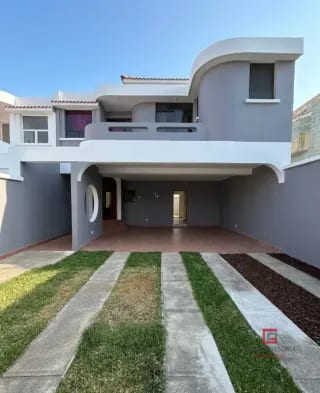 Casa en venta Los Diamante CAES km 16.5 — Casa en Venta en Los Diamantes, Carretera a El Salvador, Guatemala, Ciudad — miniatura 1 de 17
