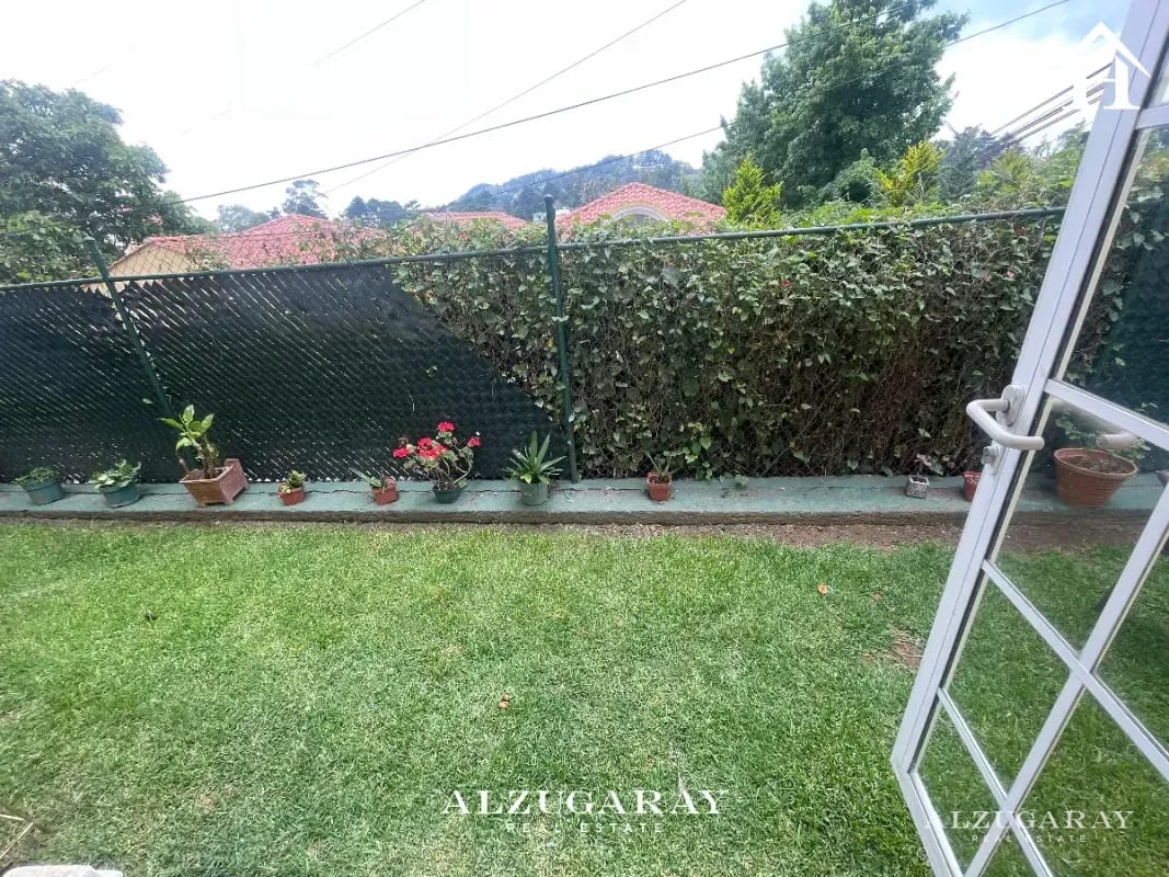 CASA ACOGEDORA C/ JARDÍN 3 HAB/ CONDOMINIO KM 16.5 CAES — Casa en Venta en Carretera a El Salvador, Guatemala, Ciudad — foto 4 de 9