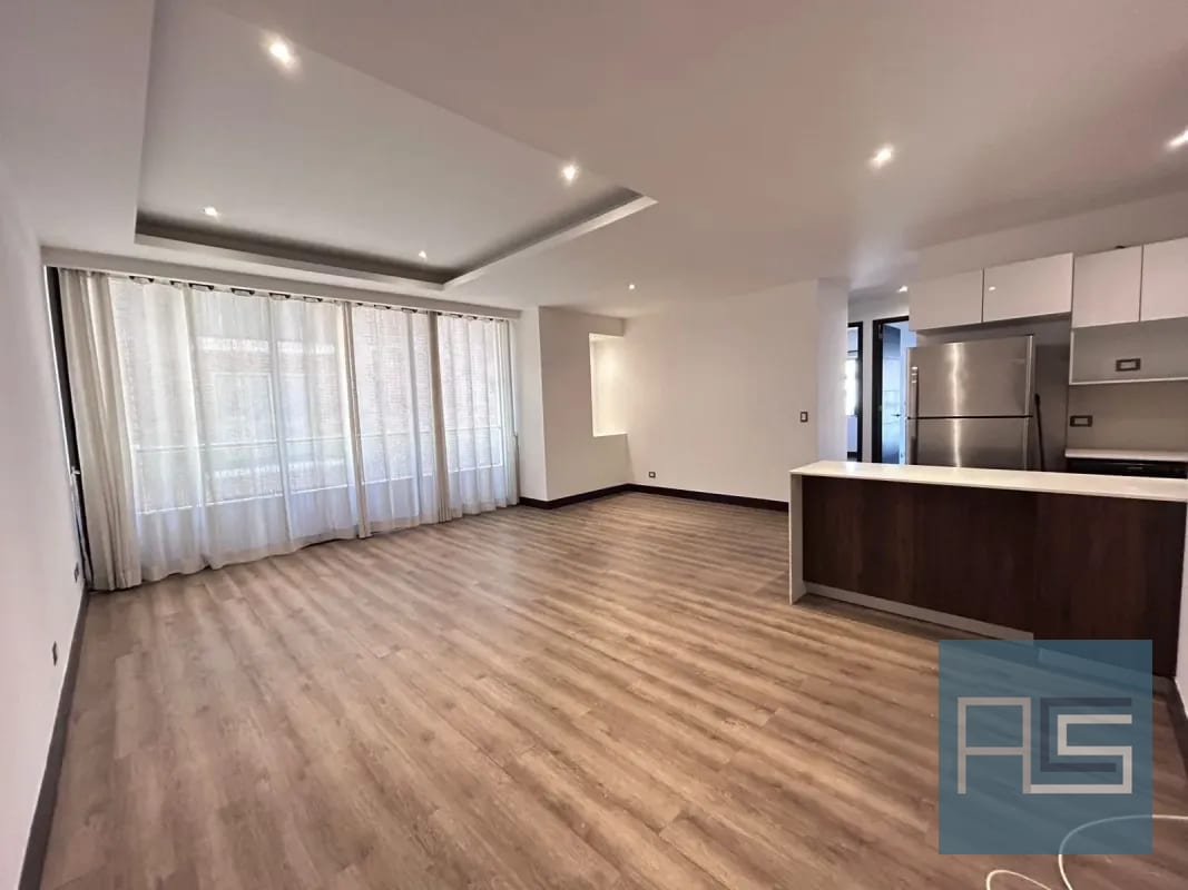 Amplio apartamento en renta de 2 hab en zona 10 — Apartamento en Alquiler en Zona 10, Guatemala, Ciudad — foto 1 de 17