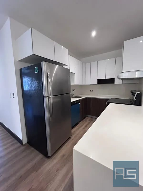 Amplio apartamento en renta de 2 hab en zona 10 — Apartamento en Alquiler en Zona 10, Guatemala, Ciudad — foto 6 de 17