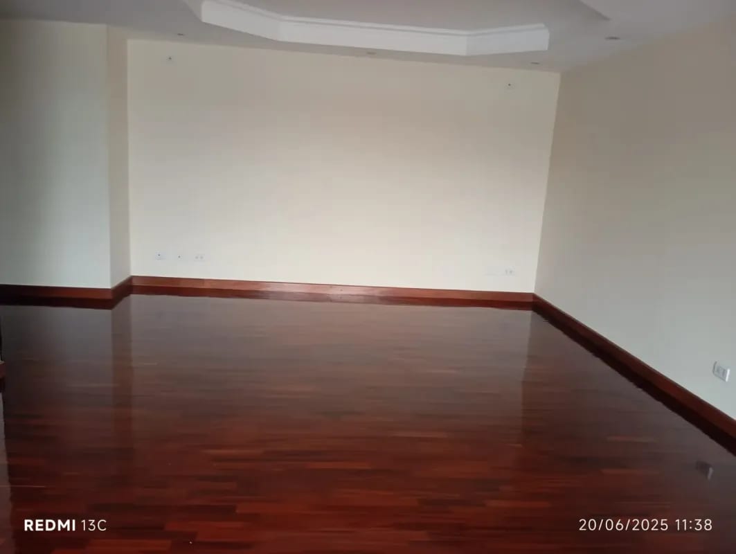 Apartamento en venta, Edificio Almeira, zona 14 — Apartamento en Venta en Almeira, Zona 14, Guatemala, Ciudad — foto 8 de 9