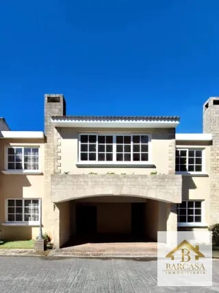 Se vende Casa en Santa Monica km 16.5 entrada por Olmeca CAES — Casa en Venta en Carretera a El Salvador, Guatemala, Ciudad — miniatura 1 de 17