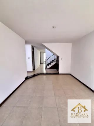 Se vende Casa en Santa Monica km 16.5 entrada por Olmeca CAES — Casa en Venta en Carretera a El Salvador, Guatemala, Ciudad — miniatura 17 de 17