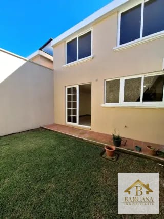 Se vende Casa en Santa Monica km 16.5 entrada por Olmeca CAES — Casa en Venta en Carretera a El Salvador, Guatemala, Ciudad — miniatura 11 de 17