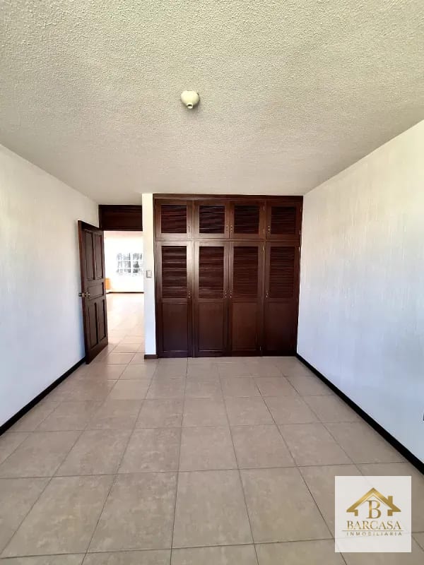 Se vende Casa en Santa Monica km 16.5 entrada por Olmeca CAES — Casa en Venta en Carretera a El Salvador, Guatemala, Ciudad — foto 4 de 17