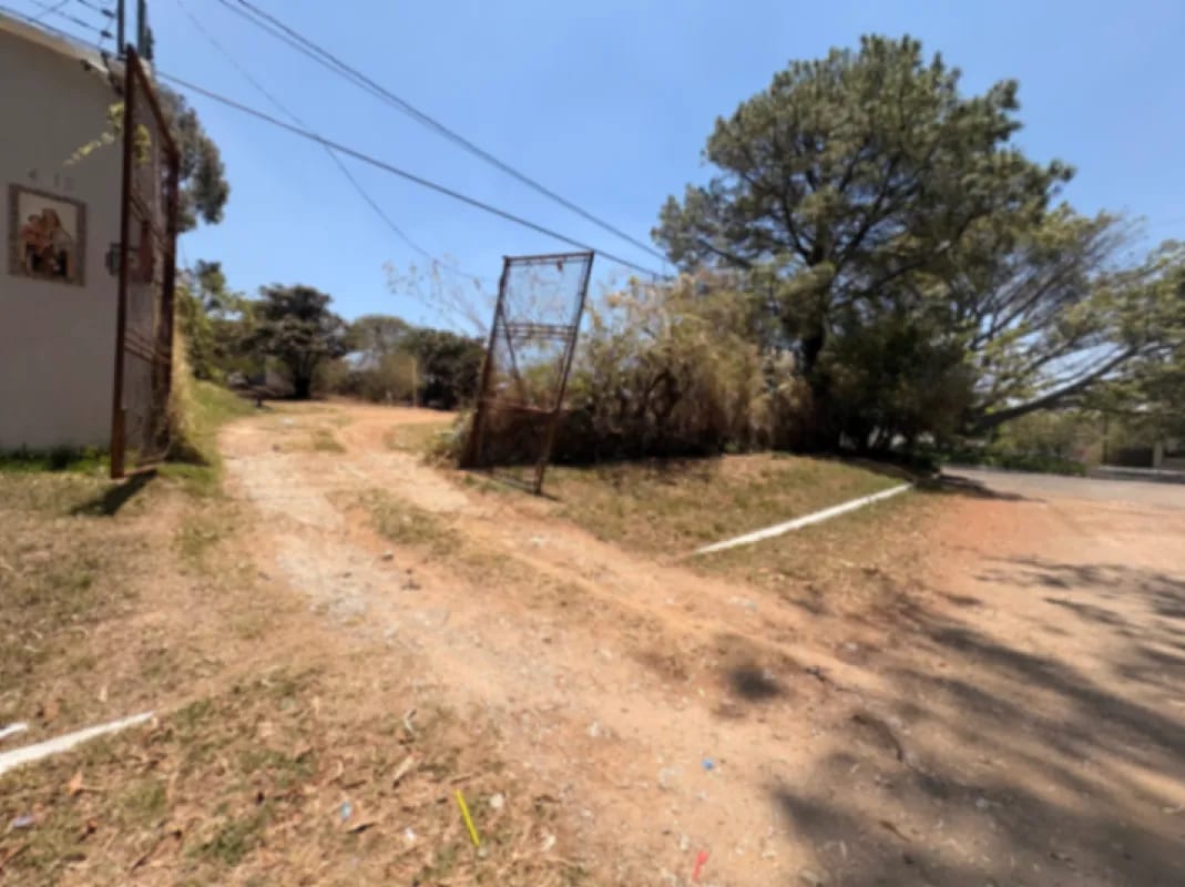 INVERSIONISTAS EXCELENTE PROPIEDAD PARA DESARROLLO EN BALCONES DE SAN CRISTOBAL POR CEMENTERIO LOS PARQUES — Terreno en Venta en Zona 8 Mixco, Guatemala, Ciudad — foto 4 de 7