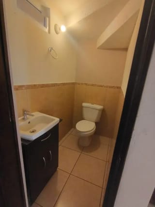 Casa en venta en Hacienda Real zona 16🏠✨ — Casa en Venta en Zona 16, Guatemala, Ciudad — miniatura 2 de 16