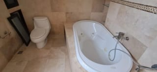 VENDO ELEGANTE CASA FAMILIAR EN COLINAS DE ANDALUCIA – AMPLIO JARDIN — Casa en Venta en Colinas De Andalucia, Carretera a El Salvador, Guatemala, Ciudad — miniatura 2 de 14