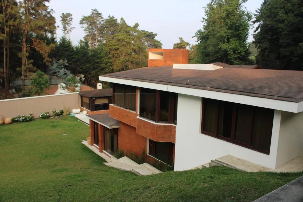 VENDO CASA CON PISCINA, SAUNA, JACUZZI, KM.18.7 CAES — Casa en Venta en Condominio La Mirage, Carretera a El Salvador, Guatemala, Ciudad — foto 9 de 11