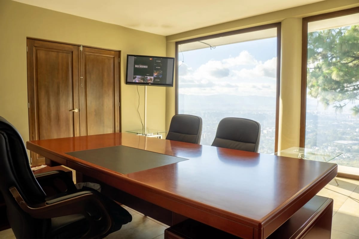 VENDO CASA EN LAS NUBES KM.11.5 CAES CON PISCINA — Casa en Venta en Carretera a El Salvador, Guatemala, Ciudad — foto 9 de 17