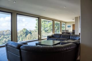 VENDO CASA EN LAS NUBES KM.11.5 CAES CON PISCINA — Casa en Venta en Carretera a El Salvador, Guatemala, Ciudad — miniatura 5 de 17