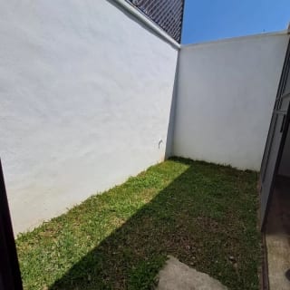 VENDO AMPLIA CASA CON APARTAMENTO, LOS MANANTIALES — Casa en Venta en Carretera a El Salvador, Guatemala, Ciudad — miniatura 10 de 17