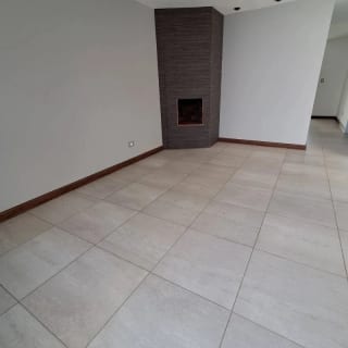VENDO AMPLIA CASA CON APARTAMENTO, LOS MANANTIALES — Casa en Venta en Carretera a El Salvador, Guatemala, Ciudad — miniatura 9 de 17