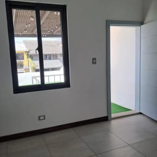 VENDO AMPLIA CASA CON APARTAMENTO, LOS MANANTIALES — Casa en Venta en Carretera a El Salvador, Guatemala, Ciudad — miniatura 6 de 17