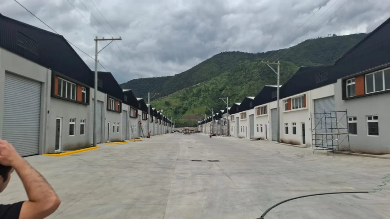 ALQUILO OFIBODEGA EN AMATITLAN - PARQUE INDUSTRIAL DISTRIPARK — Bodega / Ofibodega en Alquiler en Amatitlán, Guatemala, Ciudad — foto 5 de 5