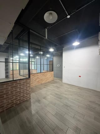 ALQUILO / VENDO OFICINAS EN EDIFICIO PIALE ZONA 10 (copia) — Oficina en Alquiler en Pialé, Zona 10, Guatemala, Ciudad — miniatura 6 de 15