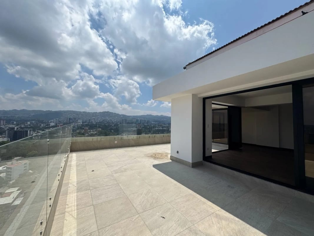 PENTHOUSE DE LUJO EN VENTA – MILENIA OAKLAND, ZONA 10 — Apartamento en Venta en Milenia, Zona 10, Guatemala, Ciudad — foto 7 de 7