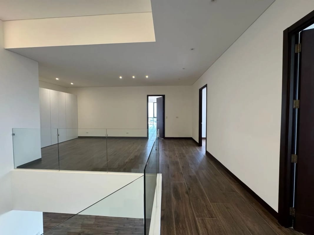 PENTHOUSE DE LUJO EN VENTA – MILENIA OAKLAND, ZONA 10 — Apartamento en Venta en Milenia, Zona 10, Guatemala, Ciudad — foto 1 de 7