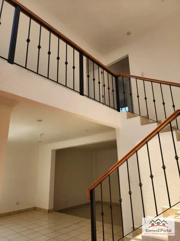 🚨🏡 ¡BAJÓ DE PRECIO! Casa en Mirador de San Cristóbal 2 Mixco — Casa en Venta en Zona 8 Mixco, Guatemala, Ciudad — foto 6 de 9