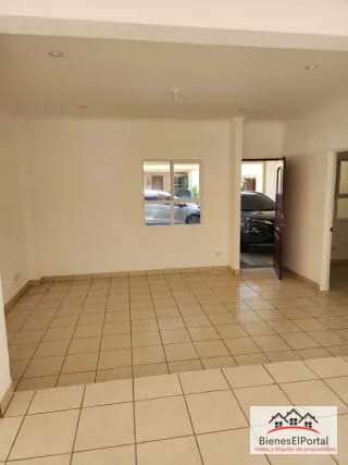 🚨🏡 ¡BAJÓ DE PRECIO! Casa en Mirador de San Cristóbal 2 Mixco — Casa en Venta en Zona 8 Mixco, Guatemala, Ciudad — miniatura 2 de 9