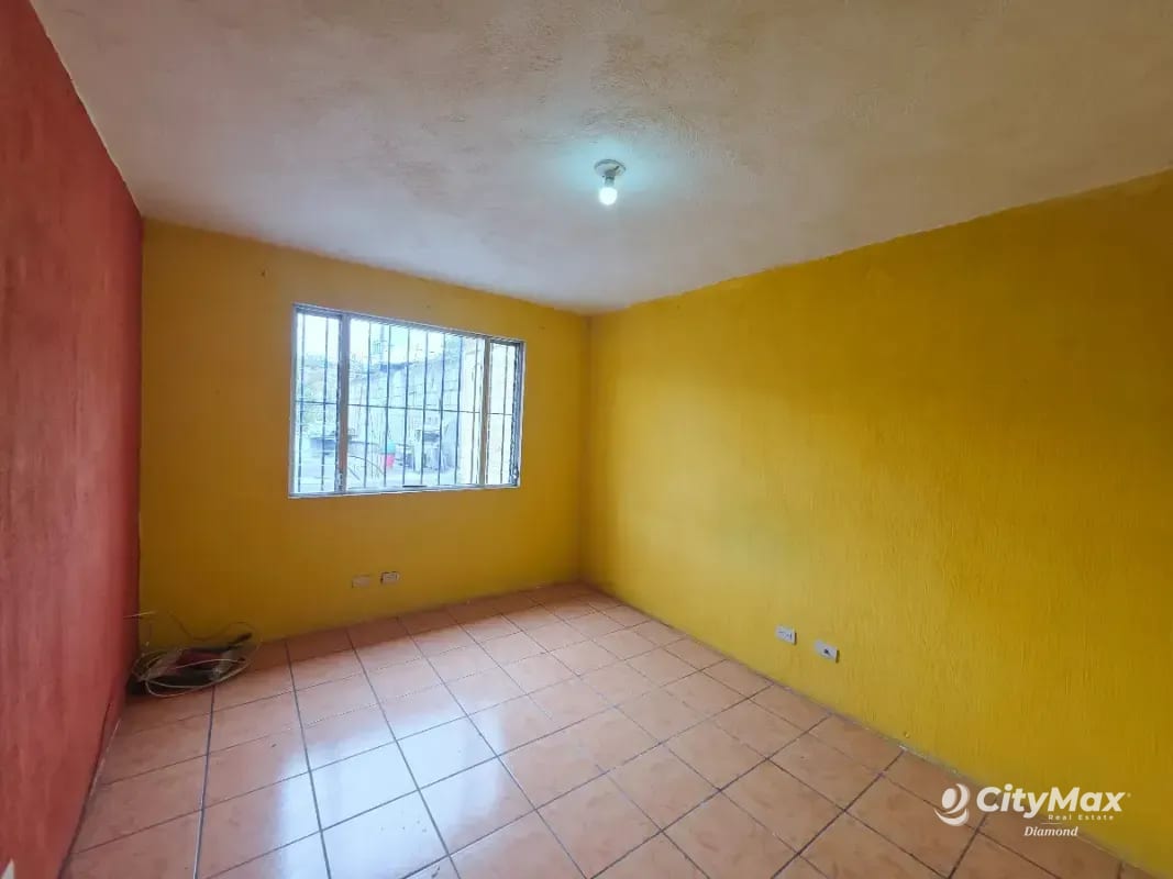 Casa en Venta con Apartamento y Locales en Zona 2 Mixco — Casa en Venta en Zona 2 Mixco, Guatemala, Ciudad — foto 9 de 10