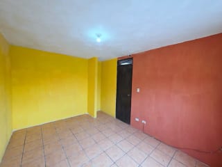 Casa en Venta con Apartamento y Locales en Zona 2 Mixco — Casa en Venta en Zona 2 Mixco, Guatemala, Ciudad — miniatura 8 de 10
