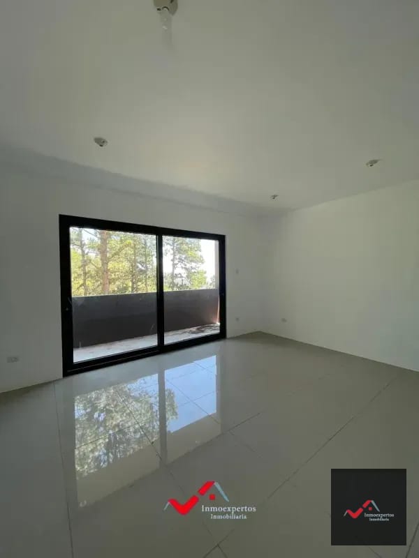 CASA EN VENTA CARRETERA A CRISTO REY, PIEDRA PARADA ZONA 6 SANTA CATARINA PINULA — Casa en Venta en Santa Catarina Pinula, Guatemala, Ciudad — foto 2 de 17