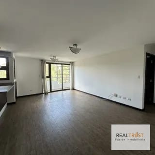 RENTO AMPLIO APARTAMENTO ZONA 15 — Apartamento en Alquiler en Zona 15, Guatemala, Ciudad — miniatura 1 de 9