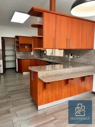 Casa en alquiler, Residencial Elgin II, Zona 13 — Casa en Alquiler en Elgin, Zona 13, Guatemala, Ciudad — miniatura 13 de 14